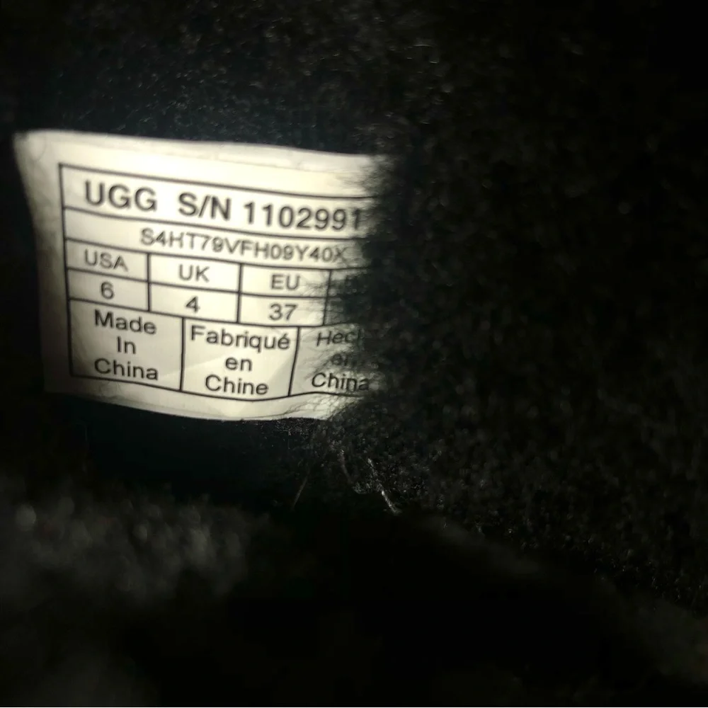 UGG mini toscana